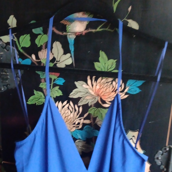 Blouse - Picture 2 of 3